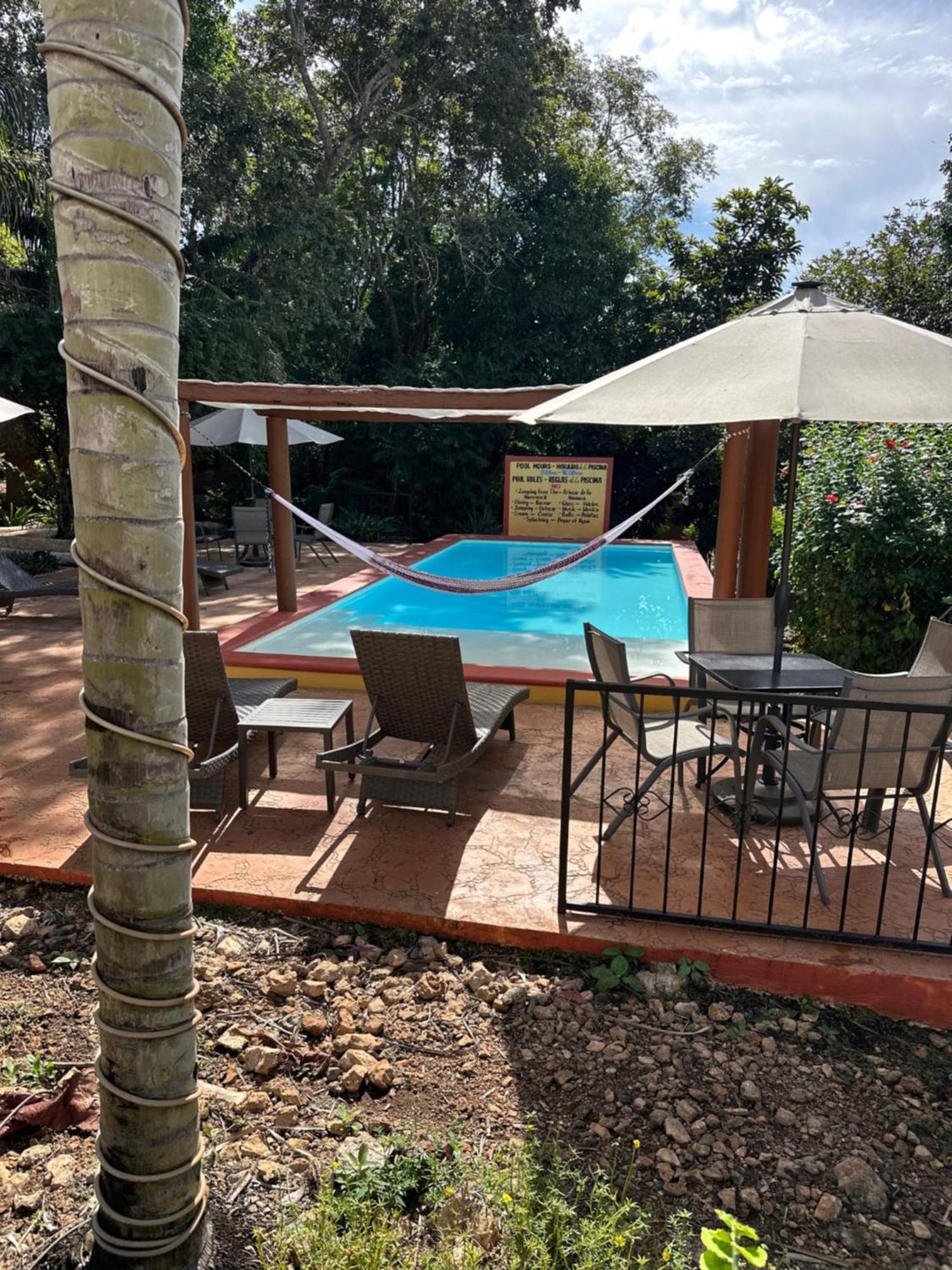 The Pickled Onion B&B And Restaurant Uxmal Santa Elena エクステリア 写真