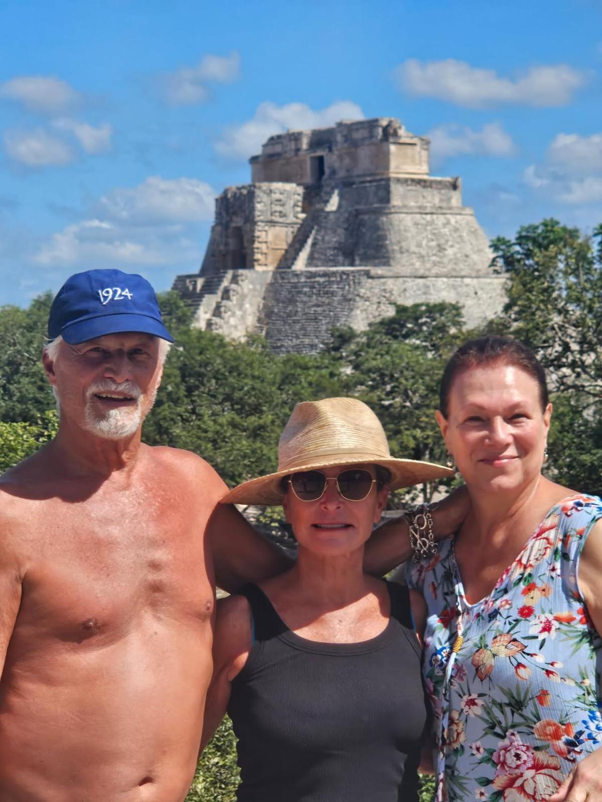 The Pickled Onion B&B And Restaurant Uxmal Santa Elena エクステリア 写真