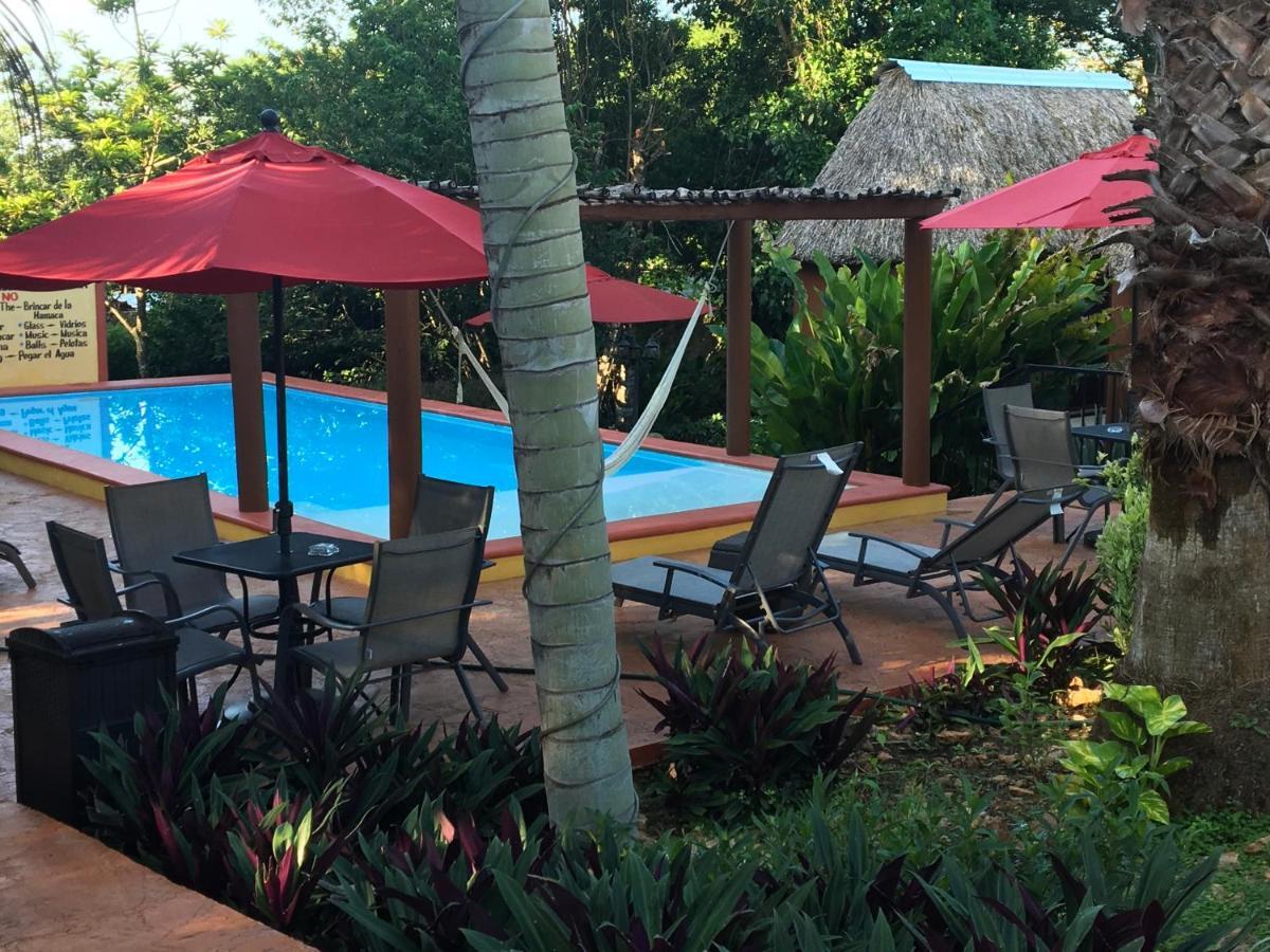 The Pickled Onion B&B And Restaurant Uxmal Santa Elena エクステリア 写真